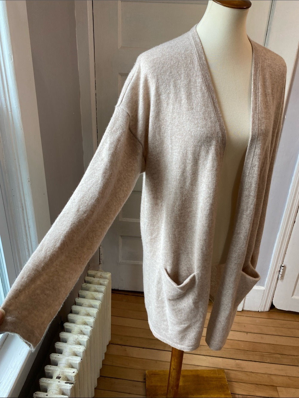 Garnet Hill Long Cashmere Pocket Cream Cardigan, Size L - Picture 13 of 15